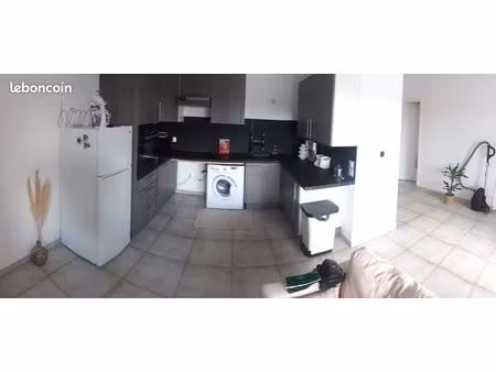loue t2 43 m² + terrasse 13 m² (expo sud-est) résidence les toits de charance - gap