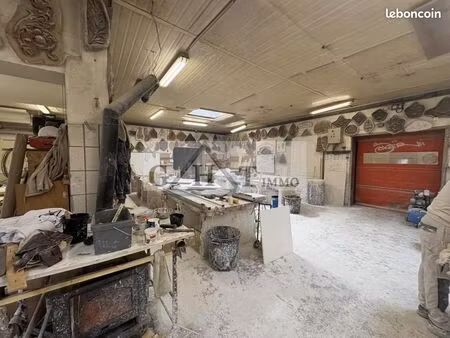local industriel 694 m²