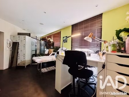 local 60 m² garancières