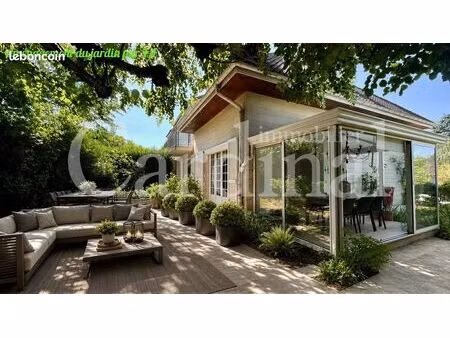 maison 6 pièces 135 m²