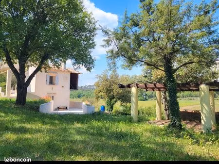 bastidon provençal yourte