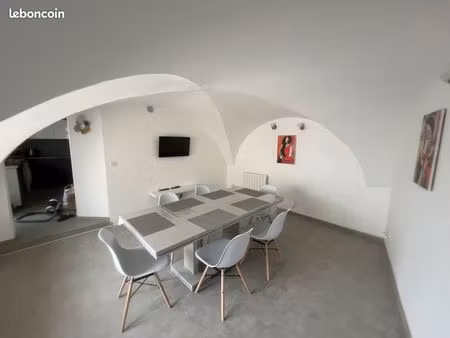 loue maison de village meublée