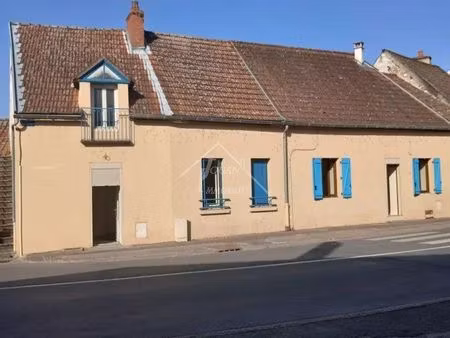 maison 7 pièces 77 m²