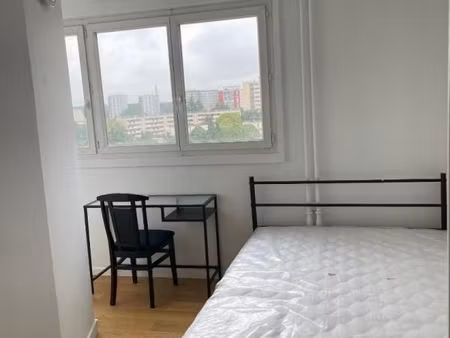 chambre 1 pièce 10 m²