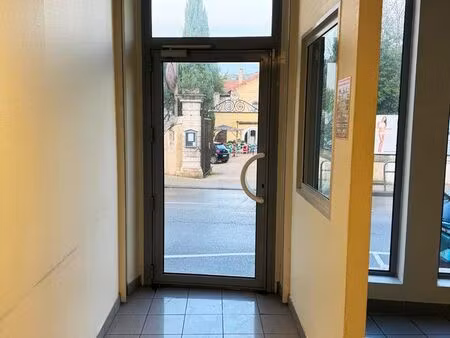 bureaux 170 m² cavaillon