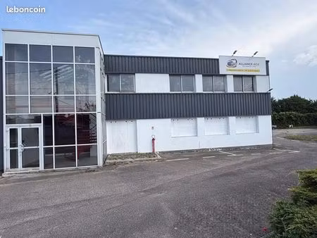 location plateau de bureaux