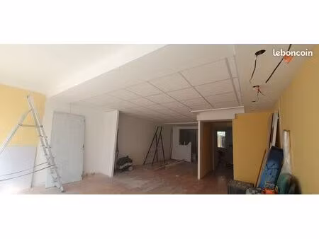 local a vendre