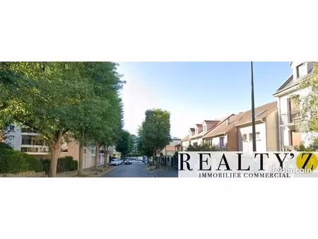 local commercial 550 m²