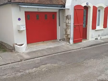 maison de ville avec garage et courettes