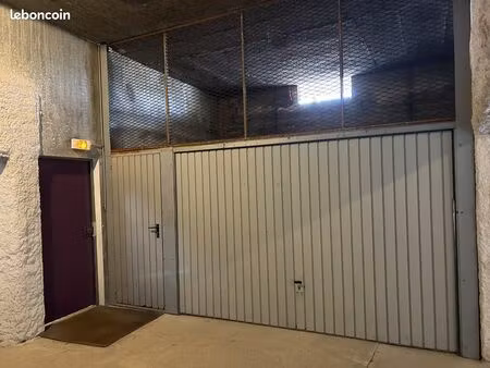 parking/box 54 m² saint-hilaire-de-riez
