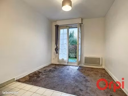 studio 1 pièce 16 m²