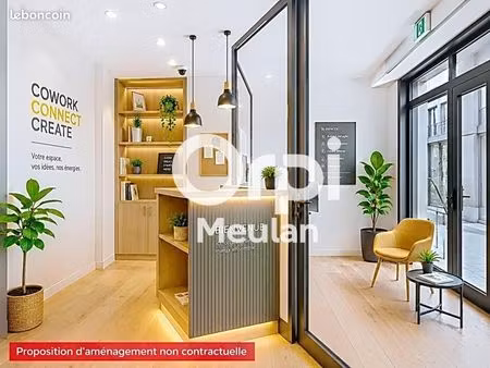 bureau 139 m²