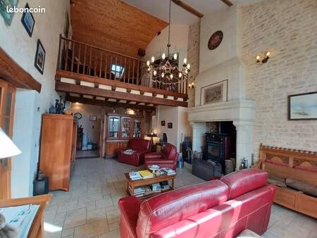 propriété 7 pièces 357 m²