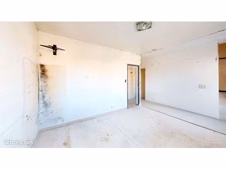 studio 1 pièce 22 m²