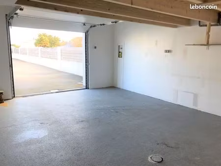 maison 2 pièces 61 m²