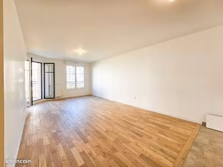 appartement t3 non meublé 69m2