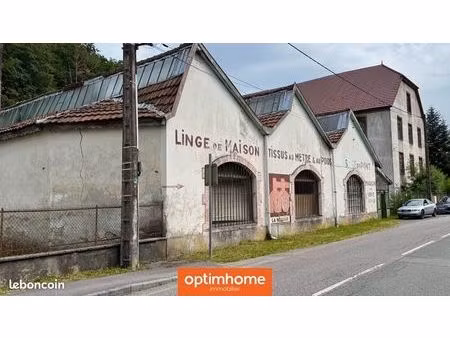 bâtiment 4 600 m²