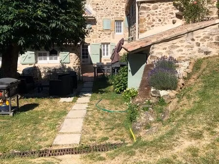 ferme en pierres avec terrain 25h