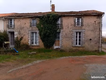 maison en pierres de caractère