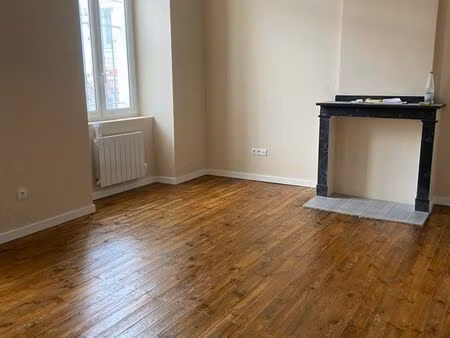 loue appartement t2 refait à neuf en 2024