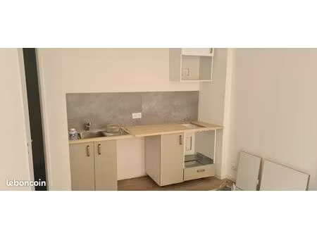 t2 25 m² – rdc – centre-ville châtellerault – rénové