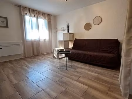 studio proche école infirmière