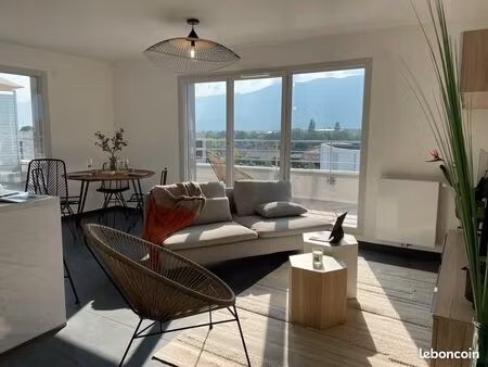 appartement 3 pièces entièrement meublé –proximité cern – 2 terrasses – 2 places de parkin