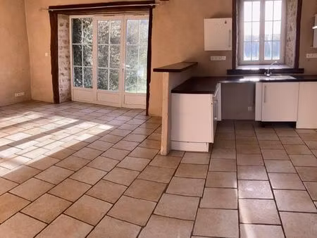 t 2 à la campagne tout près de poitiers