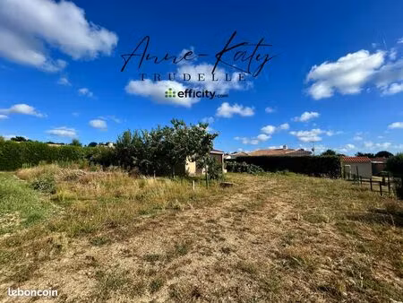 terrain 742 m² la mothe achard