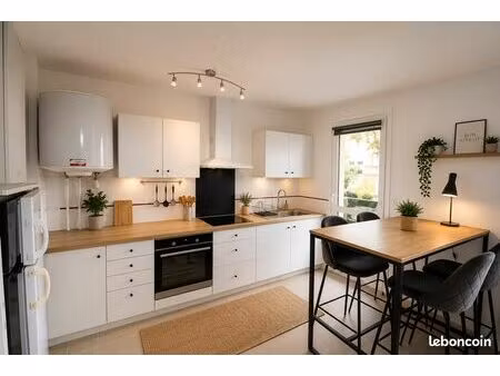 grand studio 30 m² avec grand balcon – cœur de ville de rueil-malmaison