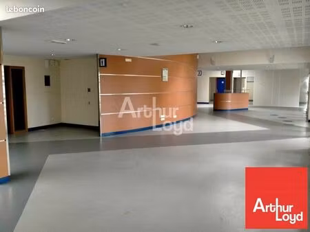 bureaux 850 m² chatellerault