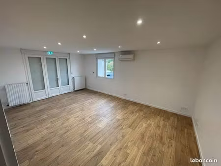 local professionnel 24 m2 - idéal médical / paramédical / bien-être / accès pmr
