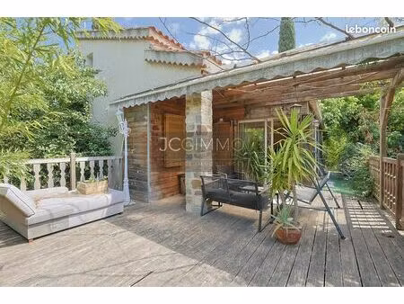maison 6 pièces 140 m²