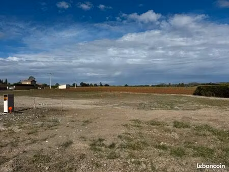 terrain 713 m² ricaud