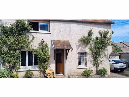 maison de ville 5 pièces 101 m²