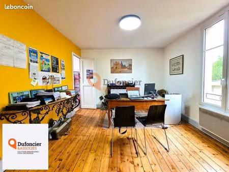 bureaux 160 m² poitiers