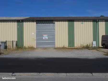 local industriel 200 m²