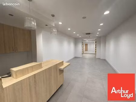 local commercial 95 m² poitiers