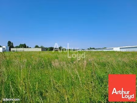 terrain 11393 m² chatellerault