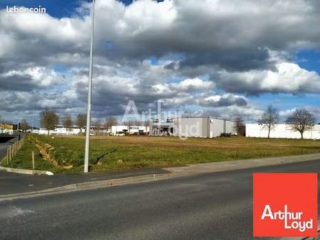 terrain 4810 m² chatellerault