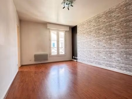 appartement 2 pièces 65 m²