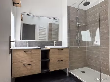 t4 lumineux de 93m² avec terrasse extérieur – quartier gibauderie  poitiers