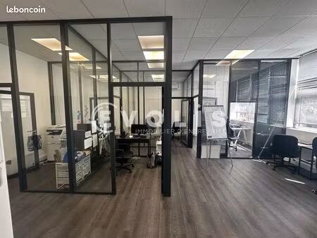 bureaux 105 m²