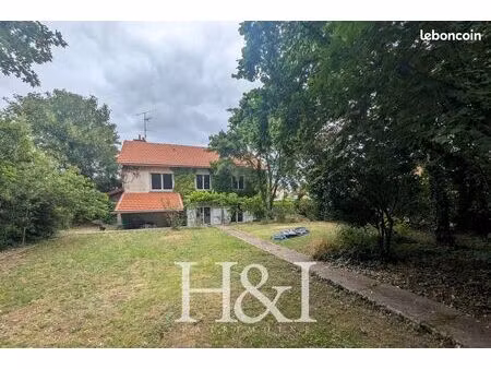 maison 5 pièces 105 m²