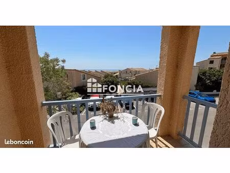 t2 / balcon avec vue mer et place de parking privative