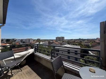 appartement 3 pièces 58 m²