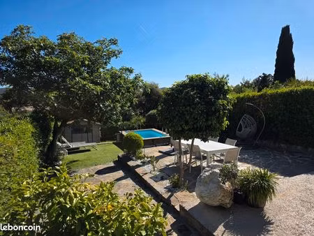 maison mitoyenne 99 m² – 3 chambres – piscine – terrain 367 m² – bormes-les-mimosas (quart