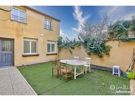 maison 4 pièces 2 ch + bureau  totalement meublée