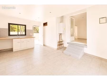 maison 5 pièces 95 m²