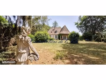 maison 8 pièces 170 m²